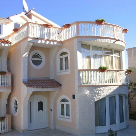 Katica-6 Apartamento Vodice